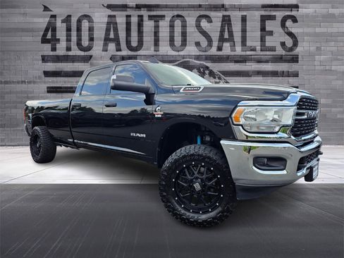 Used 2022 RAM 3500 Big Horn AWD/4WD image 1