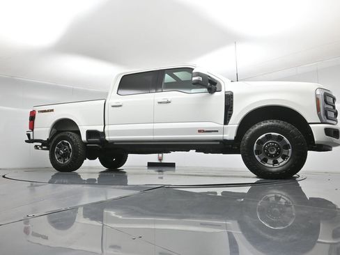 Certified 2023 Ford F250 Lariat w/ Lariat Ultimate Package image 52