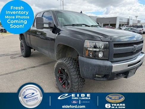Used 2007 Chevrolet Silverado 1500 LT w/ Max Trailering Pack AWD/4WD image 1