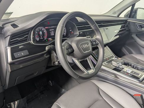 Used 2025 Audi Q7 3.0T Premium Plus image 11