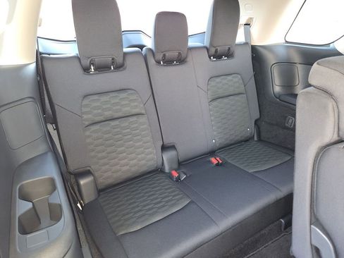 Certified 2024 Nissan Pathfinder SV image 14