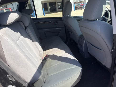 Used 2012 Hyundai Santa Fe GLS FWD image 11
