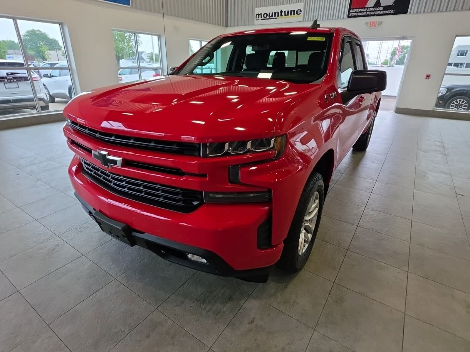 Used 2020 Chevrolet Silverado 1500 RST w/ All-Star Edition AWD/4WD image 2