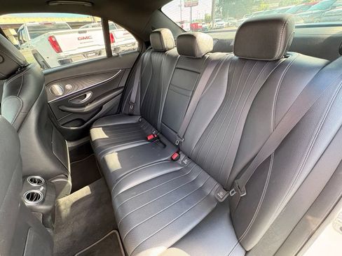 Used 2019 Mercedes-Benz E 300 image 24