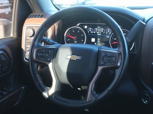 Used 2022 Chevrolet Silverado 2500 High Country w/ Safety Package II image 26