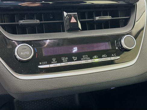 Used 2024 Toyota Corolla LE w/ LE Convenience Package image 24