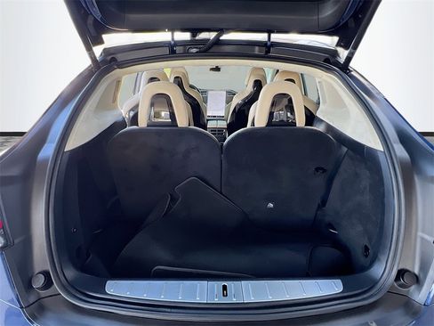 Used 2016 Tesla Model X 75D image 24