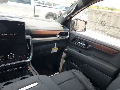 New 2026 GMC Yukon Denali AWD/4WD image 15