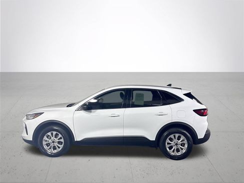 Used 2024 Ford Escape Active w/ Tech Pack #1 AWD/4WD image 9