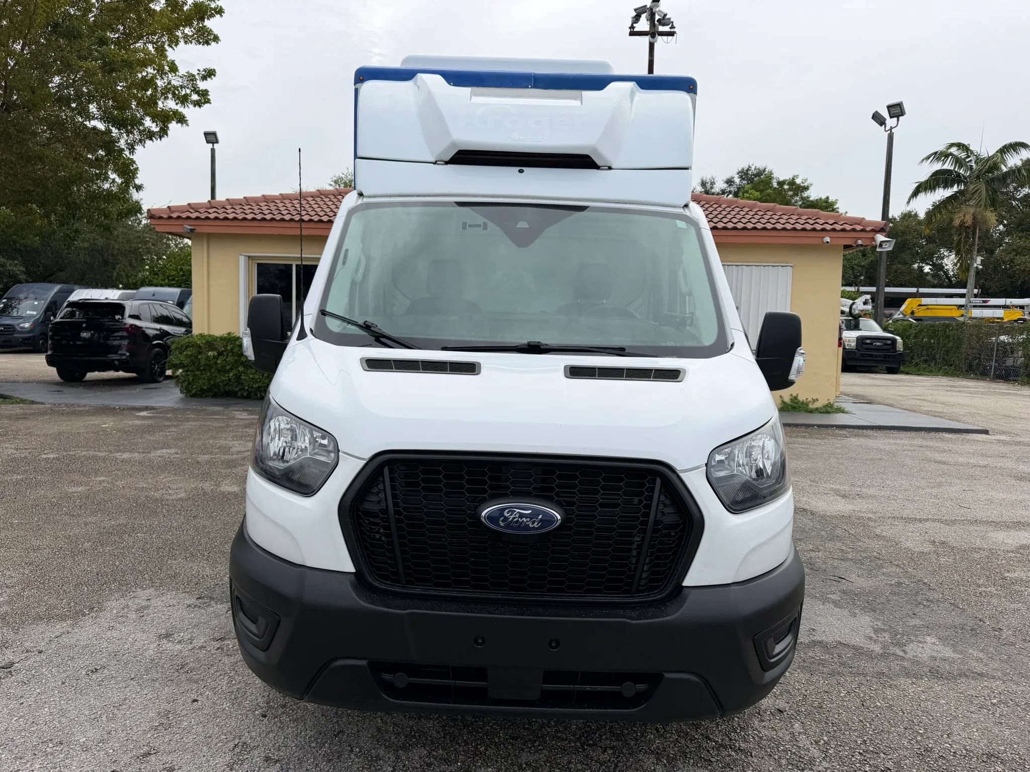 Used 2022 Ford Transit 350 w/ Upfitter Package RWD image 8