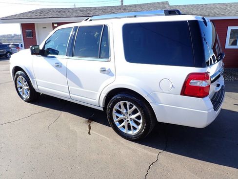 Used 2017 Ford Expedition Limited w/ Equipment Group 301A image 4