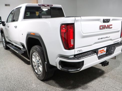 Used 2021 GMC Sierra 2500 Denali w/ Denali Ultimate Package AWD/4WD image 9