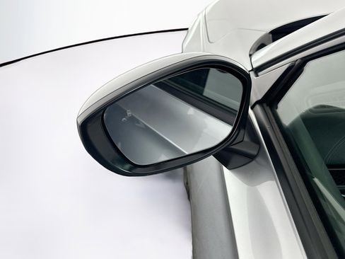 Used 2025 Honda Civic Sport image 16