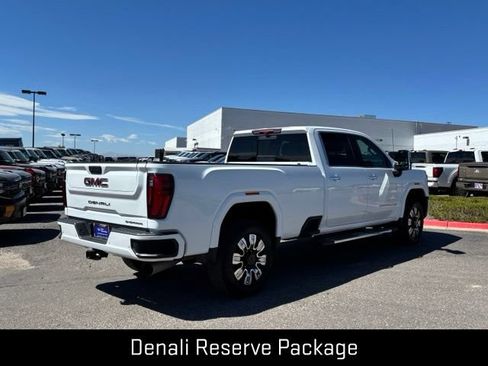 Used 2024 GMC Sierra 3500 Denali w/ Denali Reserve Package AWD/4WD image 6