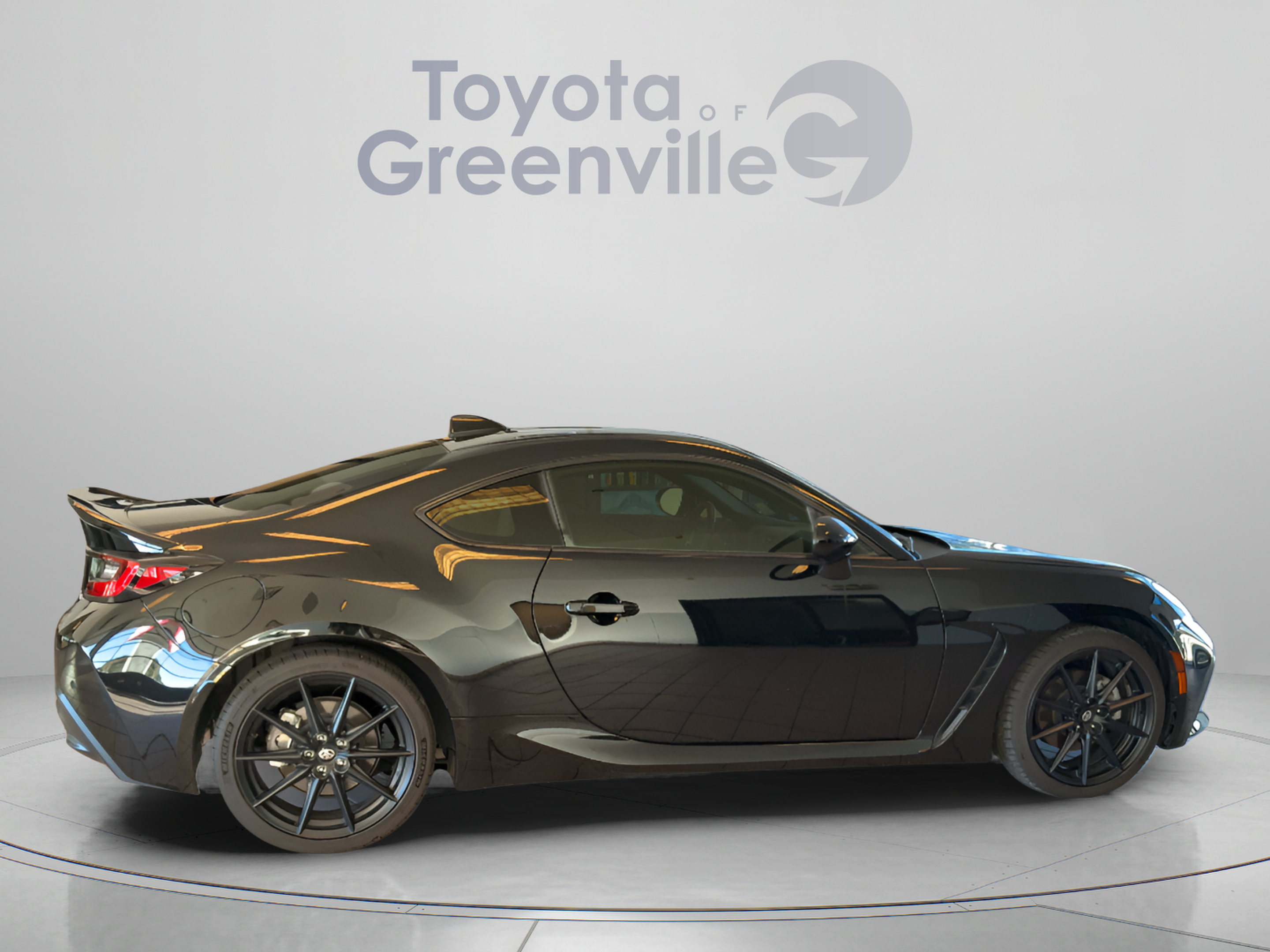 Used 2024 Toyota GR86 Premium RWD image 7
