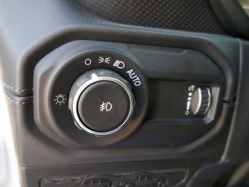 New 2026 Jeep Wrangler Unlimited Rubicon AWD/4WD image 19