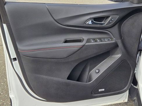 Used 2024 Chevrolet Equinox RS w/ RS Leather Package FWD image 33