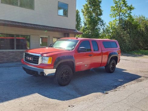 Used 2008 GMC Sierra 1500 W/T w/ Work Truck Preferred Package AWD/4WD image 1