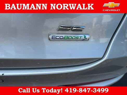 Used 2019 Ford Fusion SE FWD image 9