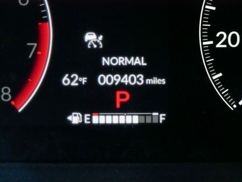 Used 2025 Honda Pilot EX-L image 21
