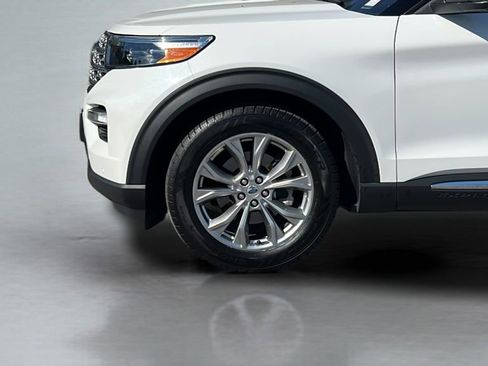 Used 2021 Ford Explorer Limited w/ Equipment Group 301A image 11