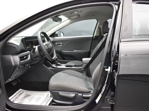 Used 2025 Kia K4 FWD image 14
