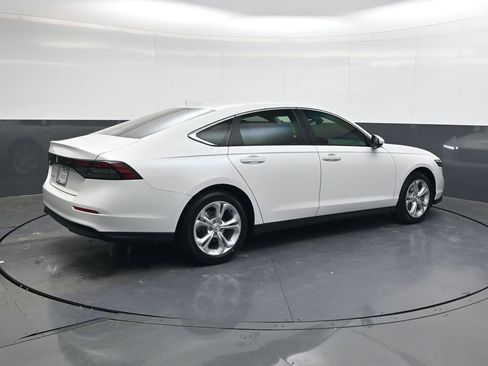 New 2026 Honda Accord LX image 5