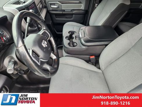 Used 2021 RAM 2500 Big Horn w/ Level 1 Equipment Group image 14