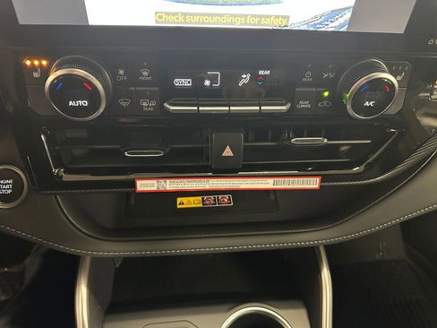 New 2026 Toyota Highlander XSE image 19