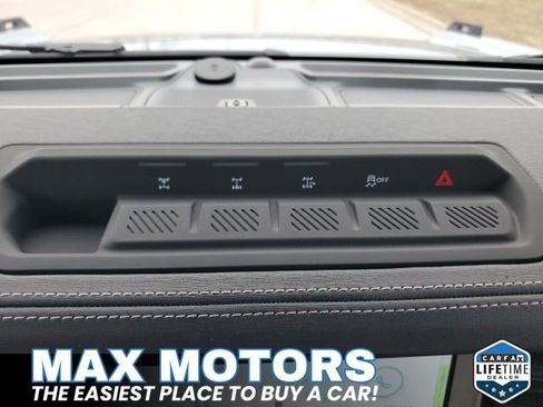 New 2025 Ford Bronco Outer Banks w/ Sasquatch Package AWD/4WD image 29