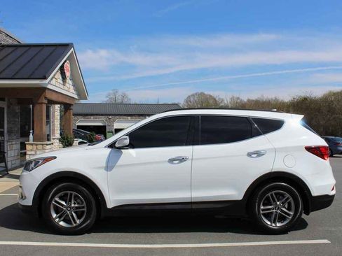 Used 2017 Hyundai Santa Fe Sport w/ 2.4L Tech Package 04 image 10