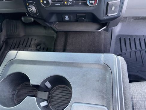 Used 2022 Ford F150 XLT w/ Trailer Tow Package image 10