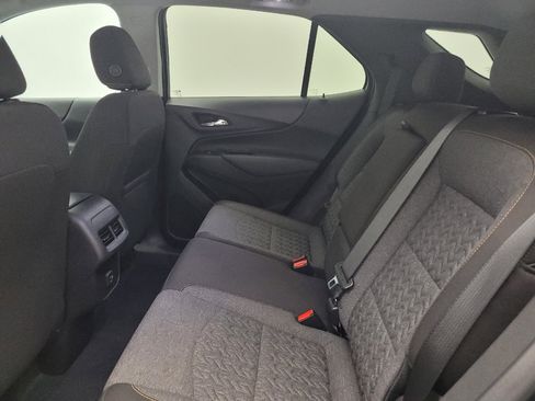 Used 2023 Chevrolet Equinox LT FWD image 18