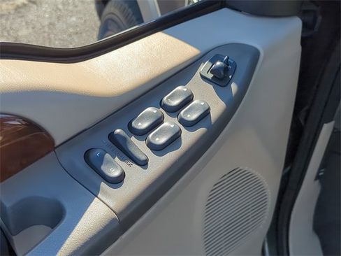 Used 2000 Ford Excursion Limited image 11