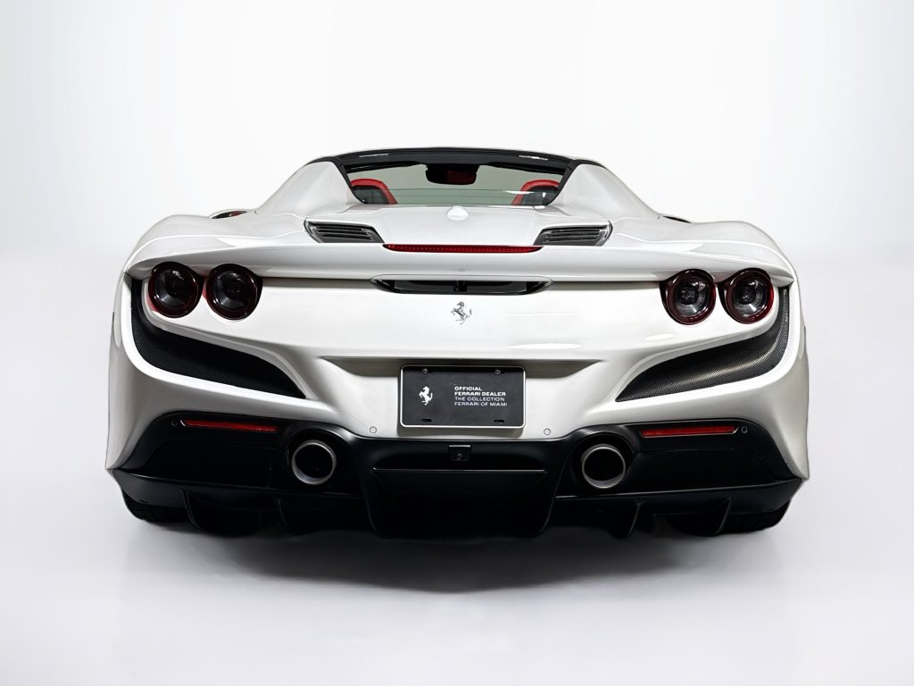 Certified 2022 Ferrari F8 Tributo RWD image 8