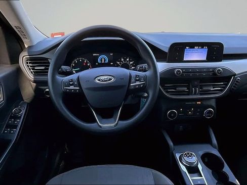 Used 2022 Ford Escape S AWD/4WD image 8