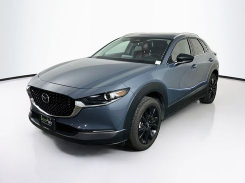 Used 2025 MAZDA CX-30 AWD 2.5 S w/ Preferred Package image 3