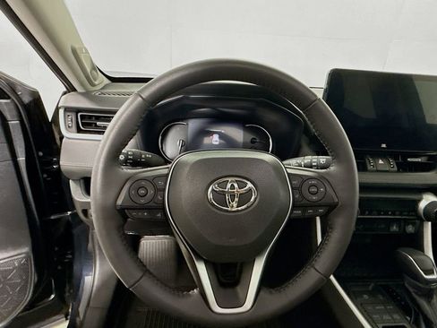 Certified 2023 Toyota RAV4 XLE Premium image 11