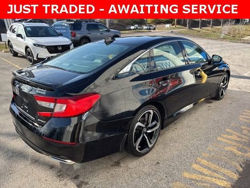 Used 2022 Honda Accord Sport image 7