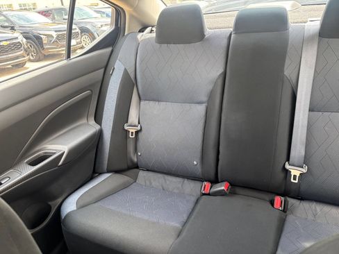 Used 2025 Nissan Versa SV FWD image 37