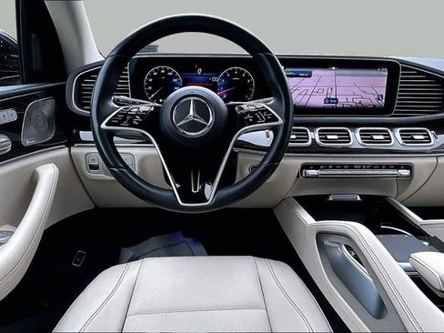 Certified 2024 Mercedes-Benz GLE 350 4MATIC image 11