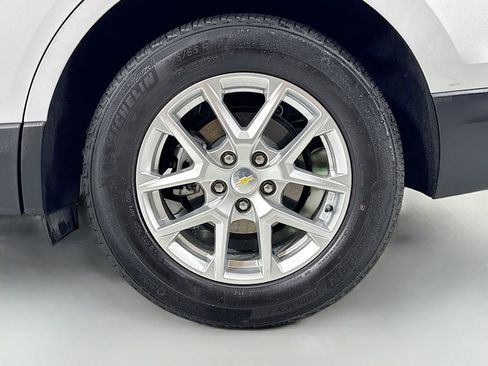 Used 2022 Chevrolet Equinox LT FWD image 8