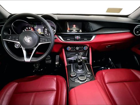 Used 2019 Alfa Romeo Stelvio AWD w/ Cold Weather Package image 16