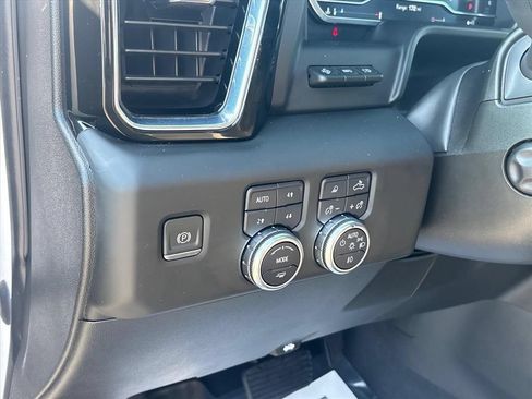 Used 2024 GMC Sierra 1500 Denali w/ Denali Reserve Package AWD/4WD image 29