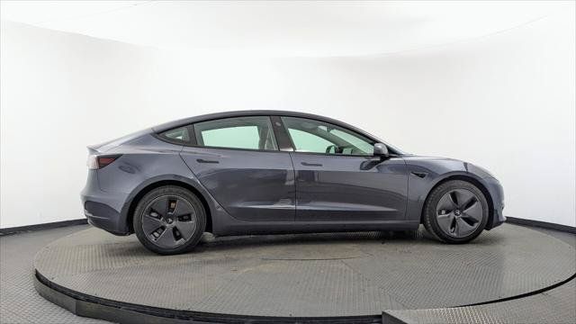 Used 2021 Tesla Model 3 Standard Range Plus RWD image 8