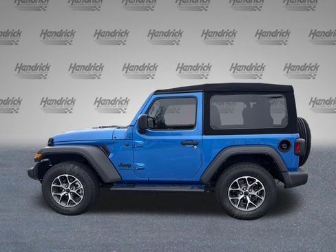 Used 2023 Jeep Wrangler Sport S image 6