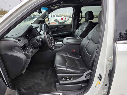 Used 2020 Cadillac Escalade Platinum AWD/4WD image 20