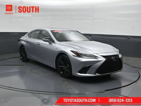 Used 2023 Lexus ES 300h F Sport w/ Accessory Package (Z1) FWD image 4