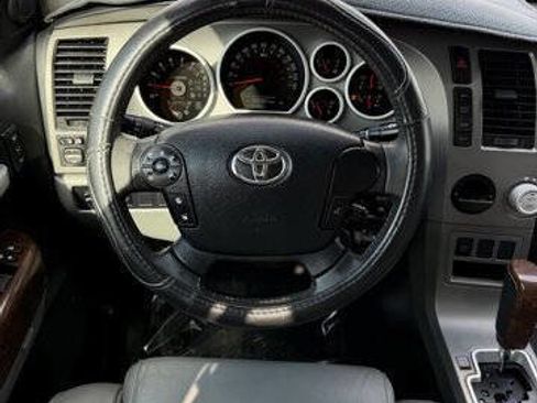 Used 2012 Toyota Tundra Limited w/ Memory Pkg image 14