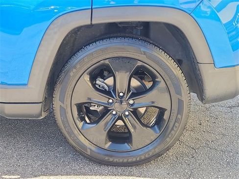 Used 2021 Jeep Compass Latitude image 31